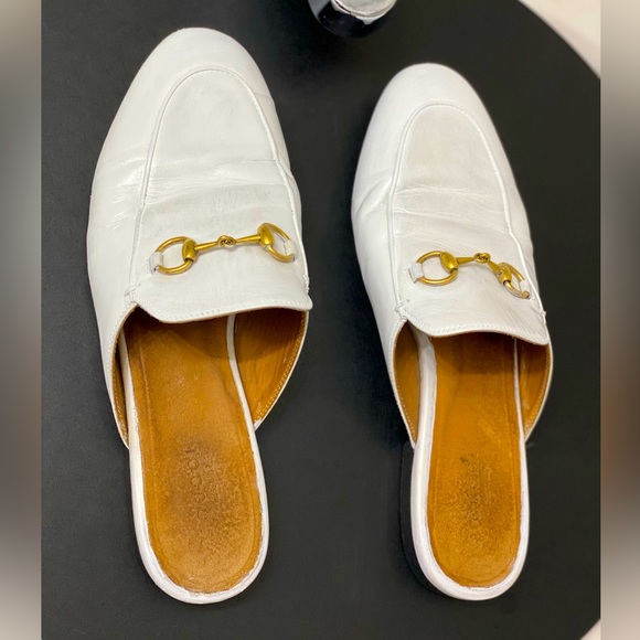 Gucci Shoes - GUCCI Authentic White leather mules Size 7 Serial No: 423514 EU 37.5 Used
